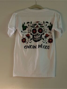White 'Cancún, México' Sugar Skull Graphic Tee - Unbranded